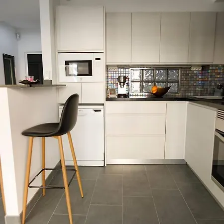 Cozy Apartment, Very Fresh At *