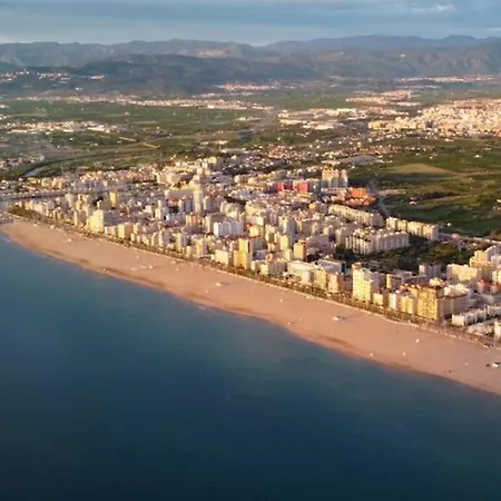 Apartment Cozy Apartment, Very Fresh At Playa de Gandia