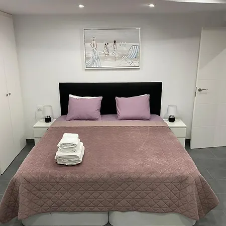 Cozy Apartment, Very Fresh At * Playa de Gandia