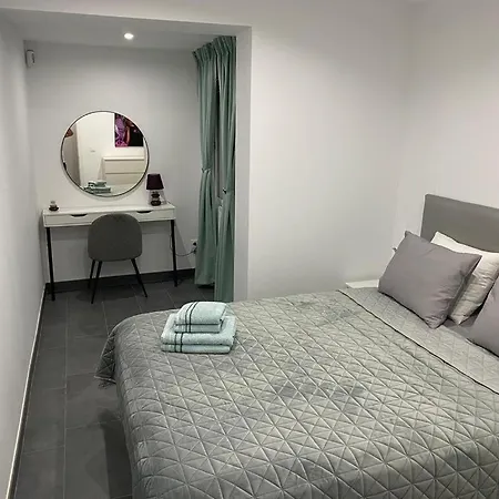 Cozy Apartment, Very Fresh At